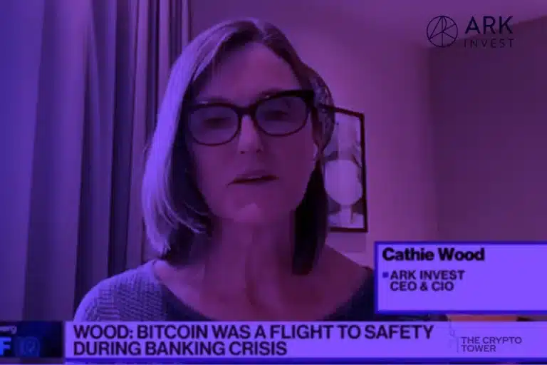 La CEO de ARK , Cathie Wood, ha sugerido que la SEC podría aprobar varios fondos cotizados de Bitcoin al contado al mismo tiempo.